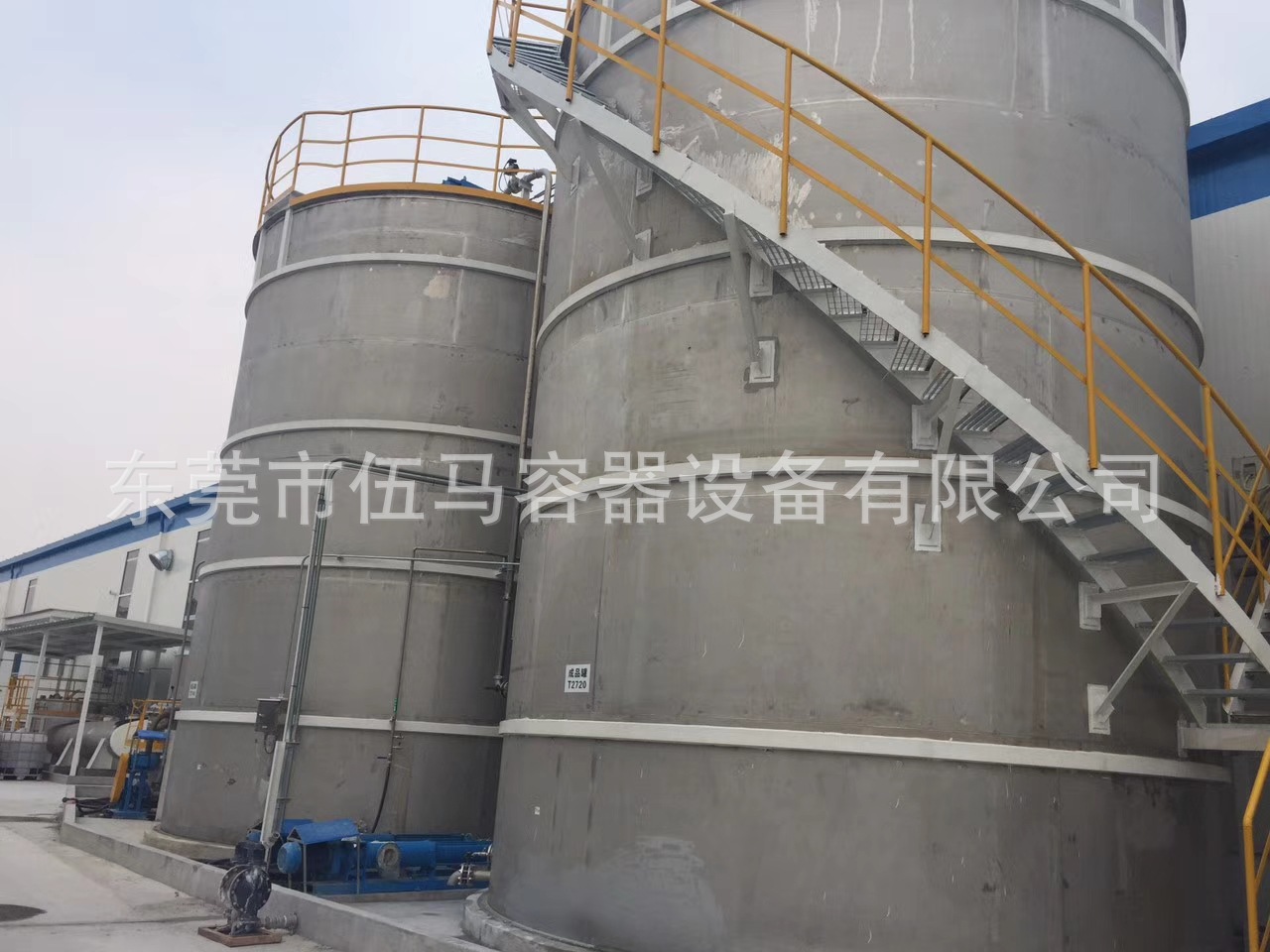 廠家供應各種不銹鋼罐 立式儲存罐 316不銹鋼儲存罐 316L立式罐
